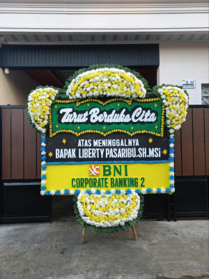 Papan Bunga Duka di Manggala