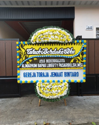 Papan Bunga Duka di Manggala